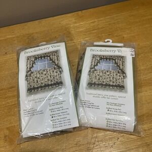 Vtg Brooksberry Vine Bramble Ruffled Swag Valance And Insert Raspberries 116x38"